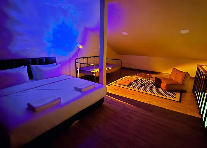 Postel Chinatown Guest house 3*